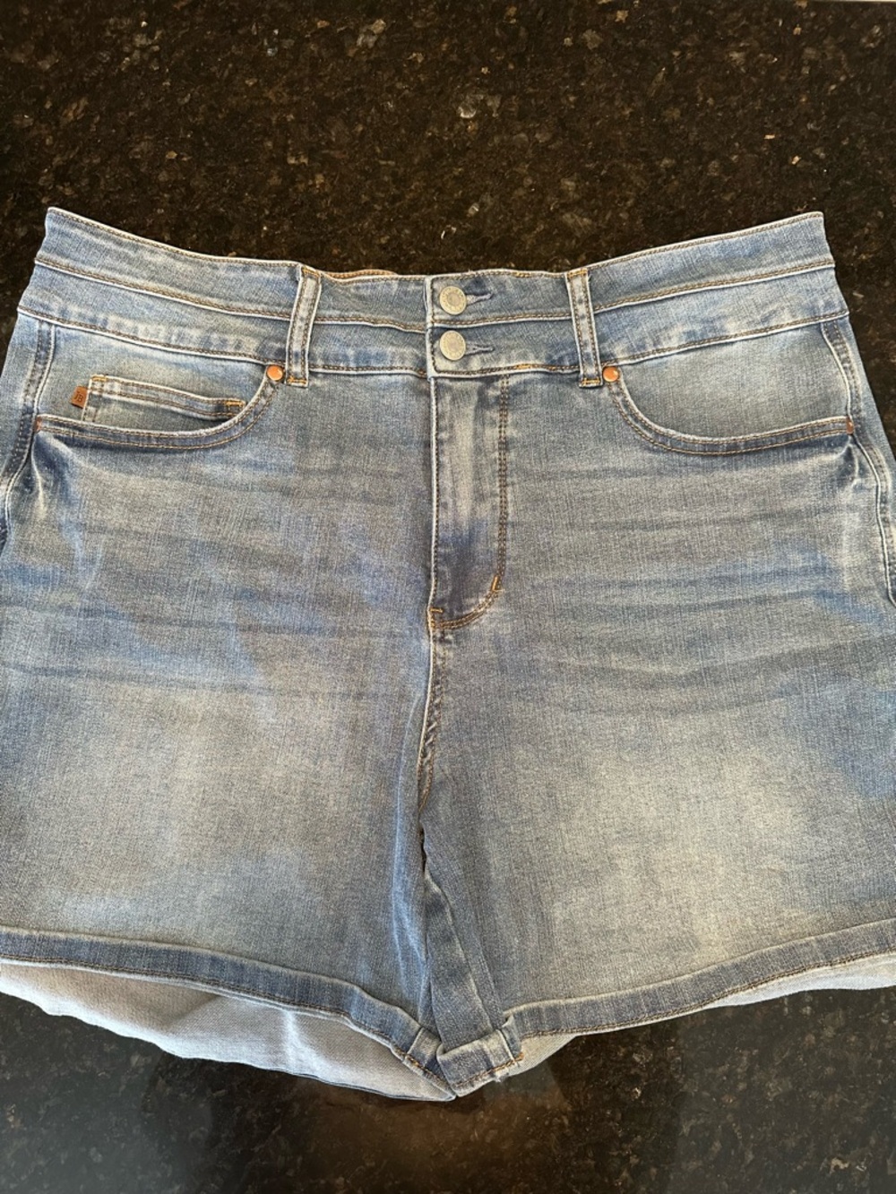 Judy Blue Brown Leather Patch Light Blue Denim